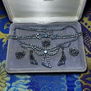 Vintage Costume Blue Rhinestone Jewelry Set
